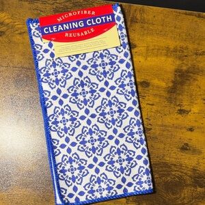 Microfiber Cleaning Cloth. New